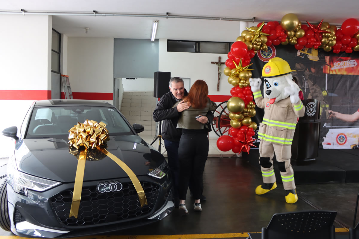 Entrega de premios Sorteo Bomberos 2